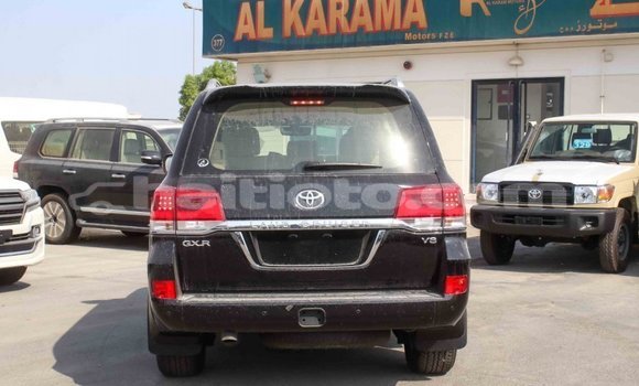 Acheter Import Voiture Toyota Land Cruiser Noir à Import - Dubai, Artibonite Acheter Import Voiture Toyota Land Cruiser Noir à Import - Dubai, Artibonite