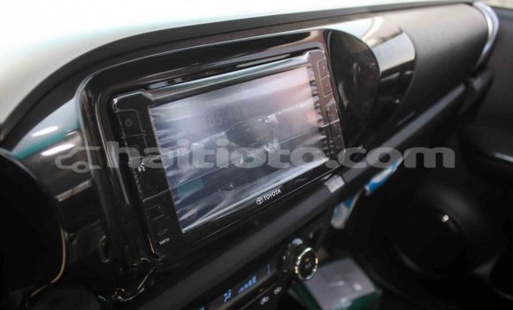 Acheter Import Voiture Toyota Hilux Bleu à Import - Dubai, Artibonite Acheter Import Voiture Toyota Hilux Bleu à Import - Dubai, Artibonite