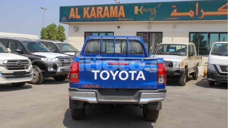 Big with watermark toyota hilux artibonite import dubai 2495
