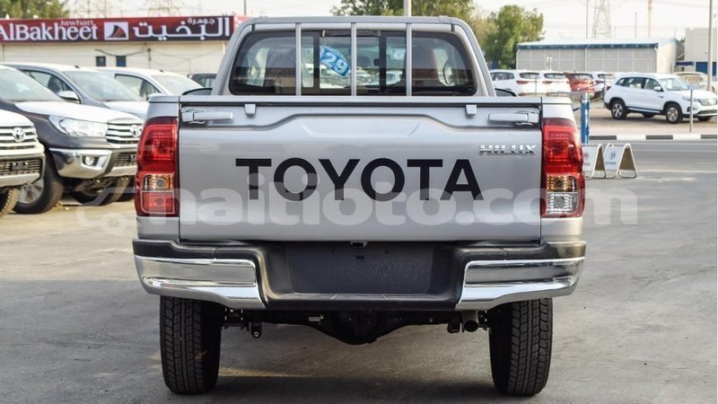 Big with watermark toyota hilux artibonite import dubai 2496