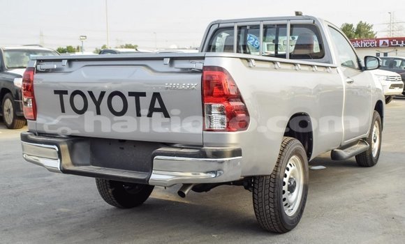 Acheter Import Voiture Toyota Hilux Autre à Import - Dubai, Artibonite Acheter Import Voiture Toyota Hilux Autre à Import - Dubai, Artibonite