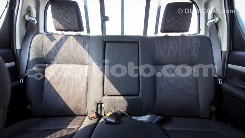 Big with watermark toyota hilux artibonite import dubai 2497