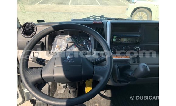 Acheter Import Voiture Mitsubishi Carisma Blanc à Import - Dubai, Artibonite Acheter Import Voiture Mitsubishi Carisma Blanc à Import - Dubai, Artibonite