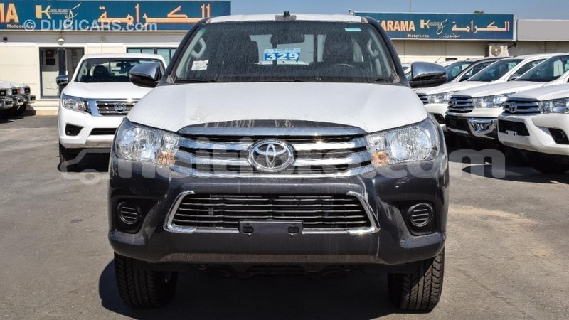 Big with watermark toyota hilux artibonite import dubai 2511