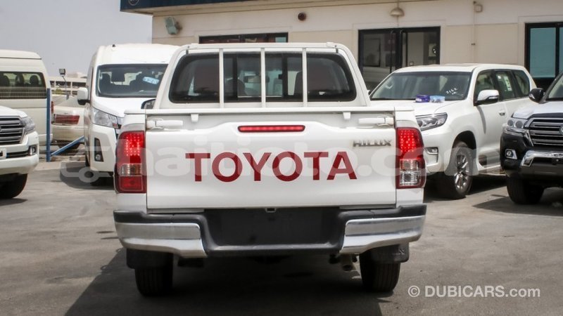Big with watermark toyota hilux artibonite import dubai 2512