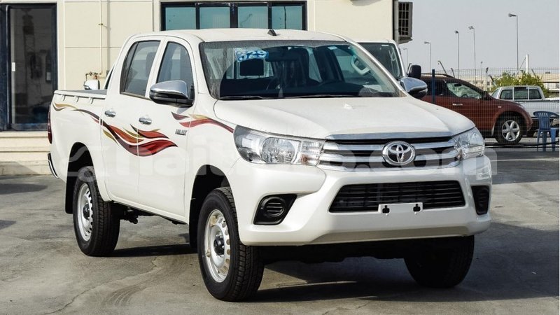 Big with watermark toyota hilux artibonite import dubai 2513
