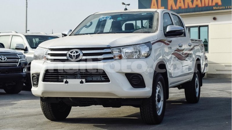 Big with watermark toyota hilux artibonite import dubai 2513