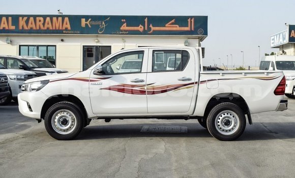 Acheter Import Voiture Toyota Hilux Blanc à Import - Dubai, Artibonite Acheter Import Voiture Toyota Hilux Blanc à Import - Dubai, Artibonite