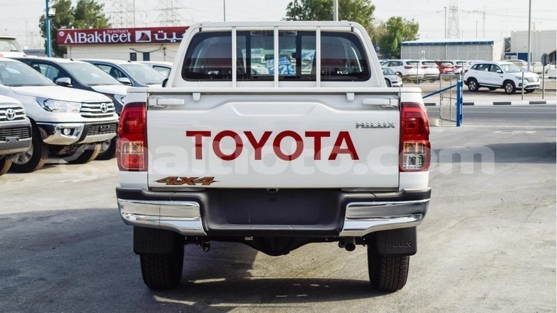 Big with watermark toyota hilux artibonite import dubai 2513