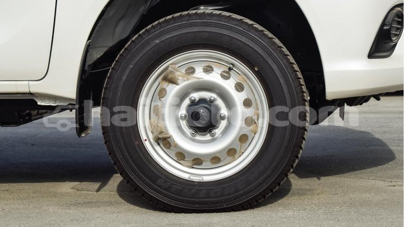 Big with watermark toyota hilux artibonite import dubai 2513