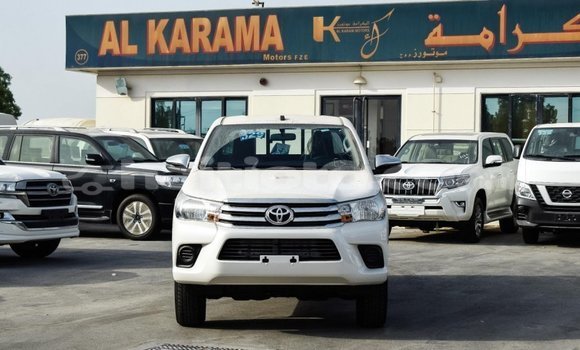 Buy Import Toyota Hilux White Car in Import - Dubai in Artibonite Buy Import Toyota Hilux White Car in Import - Dubai in Artibonite