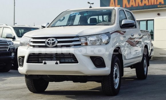 Buy Import Toyota Hilux White Car in Import - Dubai in Artibonite Buy Import Toyota Hilux White Car in Import - Dubai in Artibonite