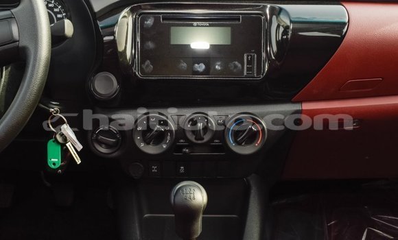 Buy Import Toyota Hilux White Car in Import - Dubai in Artibonite Buy Import Toyota Hilux White Car in Import - Dubai in Artibonite