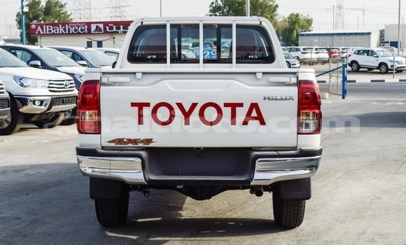 Buy Import Toyota Hilux White Car in Import - Dubai in Artibonite Buy Import Toyota Hilux White Car in Import - Dubai in Artibonite