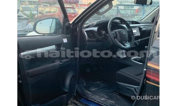 Buy Import Toyota Hilux Black Car in Import - Dubai in Artibonite Buy Import Toyota Hilux Black Car in Import - Dubai in Artibonite