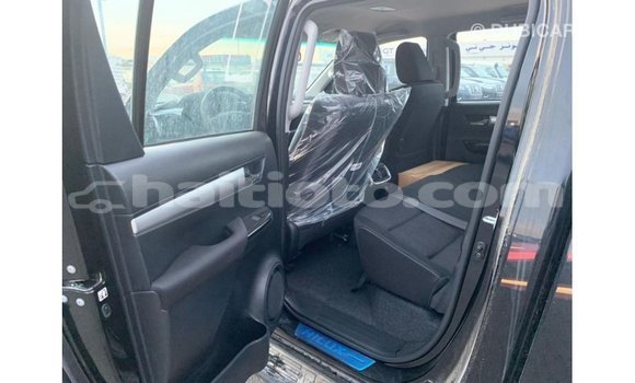 Buy Import Toyota Hilux Black Car in Import - Dubai in Artibonite Buy Import Toyota Hilux Black Car in Import - Dubai in Artibonite