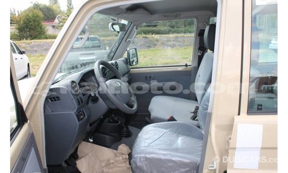 Buy Import Toyota Land Cruiser Beige Car in Import - Dubai in Artibonite Buy Import Toyota Land Cruiser Beige Car in Import - Dubai in Artibonite