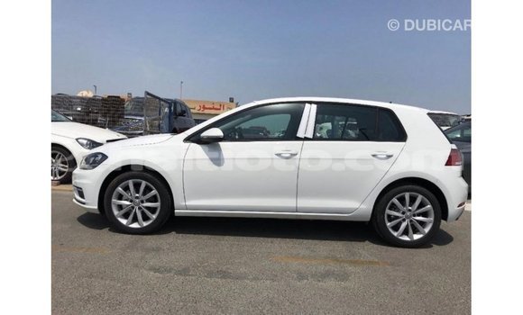 Acheter Import Voiture Volkswagen Golf Blanc à Import - Dubai, Artibonite Acheter Import Voiture Volkswagen Golf Blanc à Import - Dubai, Artibonite