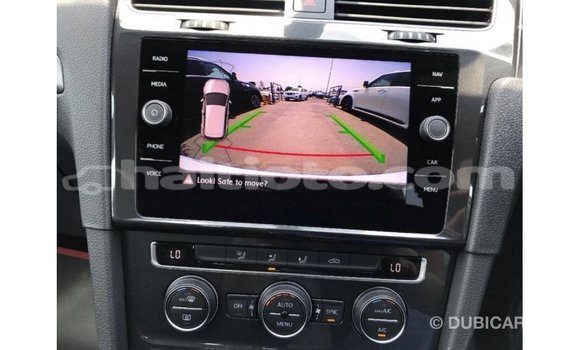 Acheter Import Voiture Volkswagen Golf Blanc à Import - Dubai, Artibonite Acheter Import Voiture Volkswagen Golf Blanc à Import - Dubai, Artibonite