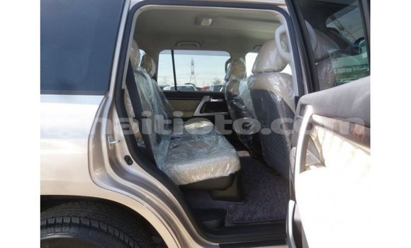 Acheter Import Voiture Toyota Land Cruiser Autre à Import - Dubai, Artibonite Acheter Import Voiture Toyota Land Cruiser Autre à Import - Dubai, Artibonite