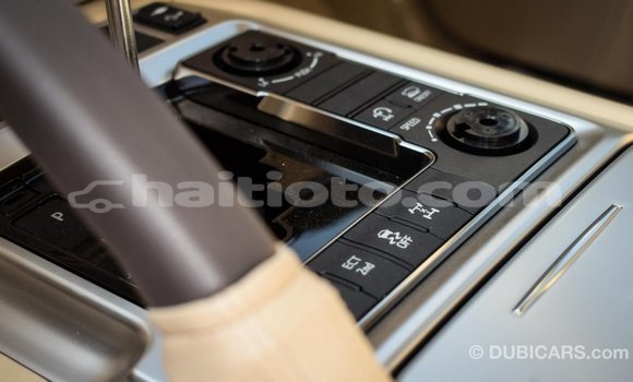 Acheter Import Voiture Toyota Land Cruiser Blanc à Import - Dubai, Artibonite Acheter Import Voiture Toyota Land Cruiser Blanc à Import - Dubai, Artibonite