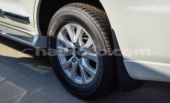 Acheter Import Voiture Toyota Land Cruiser Blanc à Import - Dubai, Artibonite Acheter Import Voiture Toyota Land Cruiser Blanc à Import - Dubai, Artibonite