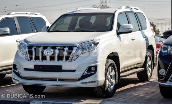 Acheter Import Voiture Toyota Prado Blanc à Import - Dubai, Artibonite Acheter Import Voiture Toyota Prado Blanc à Import - Dubai, Artibonite
