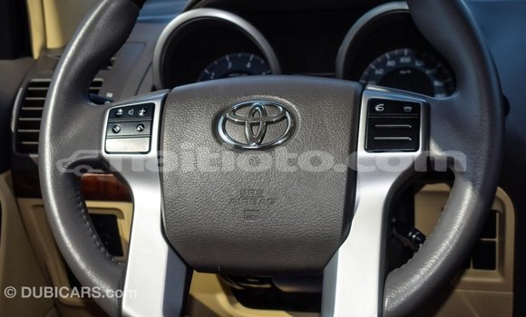 Acheter Import Voiture Toyota Prado Blanc à Import - Dubai, Artibonite Acheter Import Voiture Toyota Prado Blanc à Import - Dubai, Artibonite