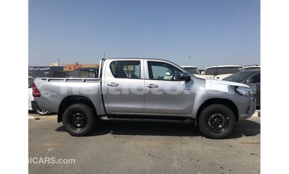 Acheter Import Voiture Toyota Hilux Autre à Import - Dubai, Artibonite Acheter Import Voiture Toyota Hilux Autre à Import - Dubai, Artibonite