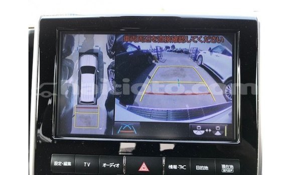 Acheter Import Voiture Toyota Land Cruiser Blanc à Import - Dubai, Artibonite Acheter Import Voiture Toyota Land Cruiser Blanc à Import - Dubai, Artibonite