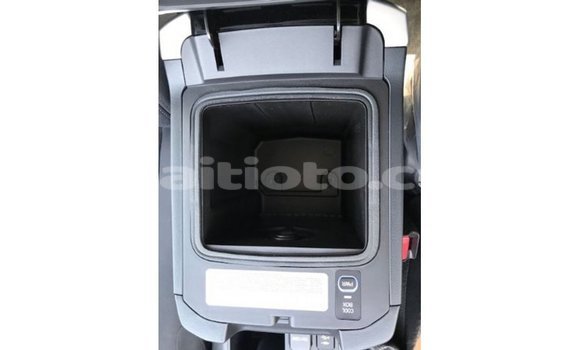 Acheter Import Voiture Toyota Prado Marron à Import - Dubai, Artibonite Acheter Import Voiture Toyota Prado Marron à Import - Dubai, Artibonite