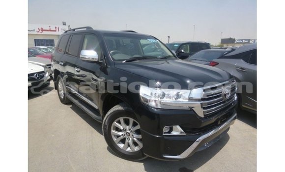 Acheter Import Voiture Toyota Land Cruiser Noir à Import - Dubai, Artibonite Acheter Import Voiture Toyota Land Cruiser Noir à Import - Dubai, Artibonite