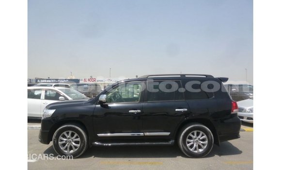 Acheter Import Voiture Toyota Land Cruiser Noir à Import - Dubai, Artibonite Acheter Import Voiture Toyota Land Cruiser Noir à Import - Dubai, Artibonite