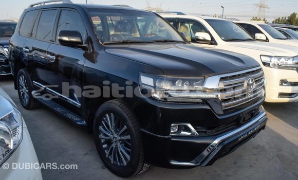 Acheter Import Voiture Toyota Land Cruiser Noir à Import - Dubai, Artibonite Acheter Import Voiture Toyota Land Cruiser Noir à Import - Dubai, Artibonite