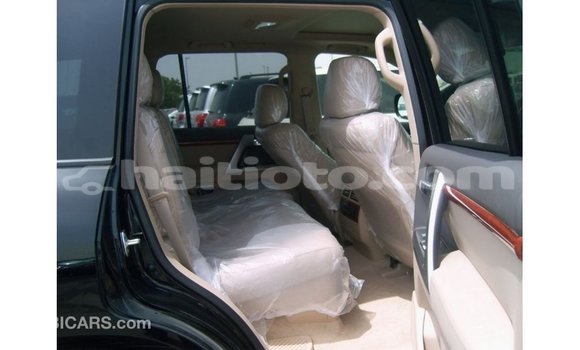Acheter Import Voiture Toyota Land Cruiser Noir à Import - Dubai, Artibonite Acheter Import Voiture Toyota Land Cruiser Noir à Import - Dubai, Artibonite