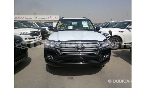 Acheter Import Voiture Toyota Land Cruiser Noir à Import - Dubai, Artibonite Acheter Import Voiture Toyota Land Cruiser Noir à Import - Dubai, Artibonite