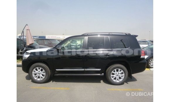 Acheter Import Voiture Toyota Land Cruiser Noir à Import - Dubai, Artibonite Acheter Import Voiture Toyota Land Cruiser Noir à Import - Dubai, Artibonite