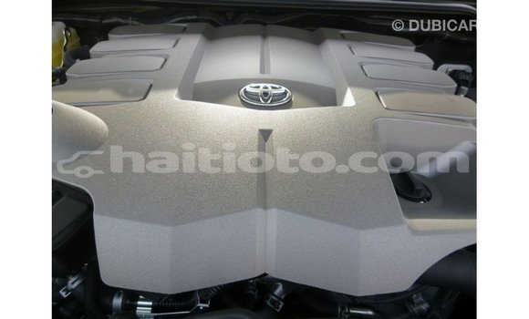 Acheter Import Voiture Toyota Land Cruiser Noir à Import - Dubai, Artibonite Acheter Import Voiture Toyota Land Cruiser Noir à Import - Dubai, Artibonite