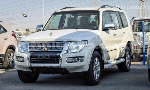 Acheter Import Voiture Mitsubishi Pajero Blanc à Import - Dubai, Artibonite Acheter Import Voiture Mitsubishi Pajero Blanc à Import - Dubai, Artibonite