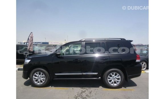 Acheter Import Voiture Toyota Land Cruiser Noir à Import - Dubai, Artibonite Acheter Import Voiture Toyota Land Cruiser Noir à Import - Dubai, Artibonite