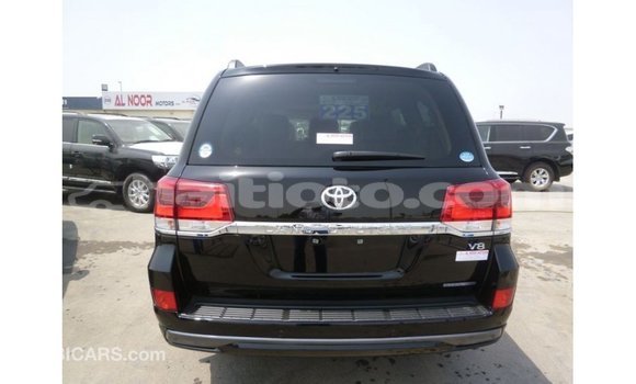 Acheter Import Voiture Toyota Land Cruiser Noir à Import - Dubai, Artibonite Acheter Import Voiture Toyota Land Cruiser Noir à Import - Dubai, Artibonite