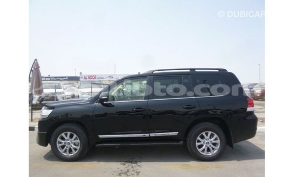 Acheter Import Voiture Toyota Land Cruiser Noir à Import - Dubai, Artibonite Acheter Import Voiture Toyota Land Cruiser Noir à Import - Dubai, Artibonite
