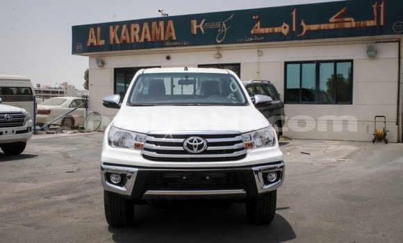 Acheter Import Voiture Toyota Hilux Blanc à Import - Dubai, Artibonite Acheter Import Voiture Toyota Hilux Blanc à Import - Dubai, Artibonite