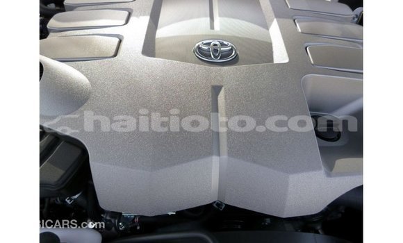 Acheter Import Voiture Toyota Land Cruiser Noir à Import - Dubai, Artibonite Acheter Import Voiture Toyota Land Cruiser Noir à Import - Dubai, Artibonite