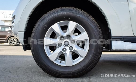 Acheter Import Voiture Mitsubishi Pajero Blanc à Import - Dubai, Artibonite