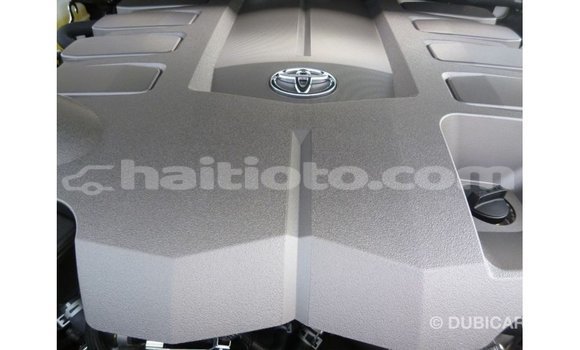 Acheter Import Voiture Toyota Land Cruiser Blanc à Import - Dubai, Artibonite Acheter Import Voiture Toyota Land Cruiser Blanc à Import - Dubai, Artibonite