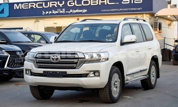Acheter Import Voiture Toyota Land Cruiser Blanc à Import - Dubai, Artibonite Acheter Import Voiture Toyota Land Cruiser Blanc à Import - Dubai, Artibonite
