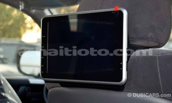 Acheter Import Voiture Toyota Land Cruiser Blanc à Import - Dubai, Artibonite Acheter Import Voiture Toyota Land Cruiser Blanc à Import - Dubai, Artibonite