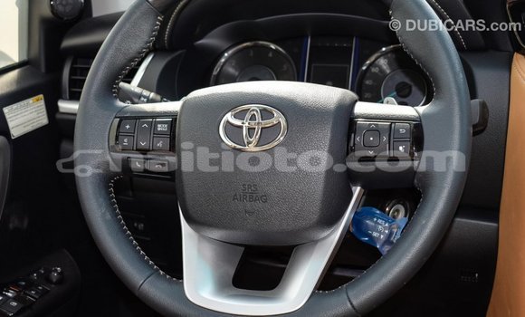 Acheter Import Voiture Toyota Fortuner Blanc à Import - Dubai, Artibonite Acheter Import Voiture Toyota Fortuner Blanc à Import - Dubai, Artibonite
