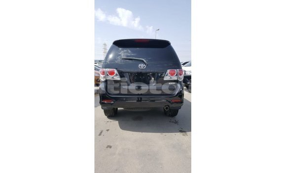 Acheter Import Voiture Toyota Fortuner Noir à Import - Dubai, Artibonite Acheter Import Voiture Toyota Fortuner Noir à Import - Dubai, Artibonite
